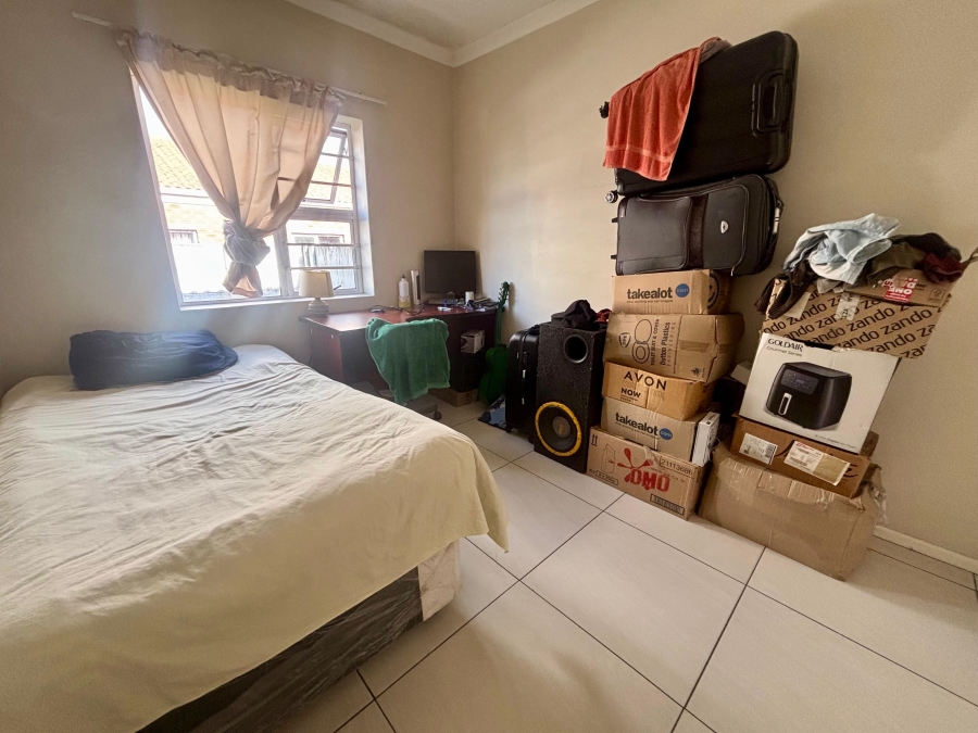 To Let 3 Bedroom Property for Rent in Marinda Park Western Cape